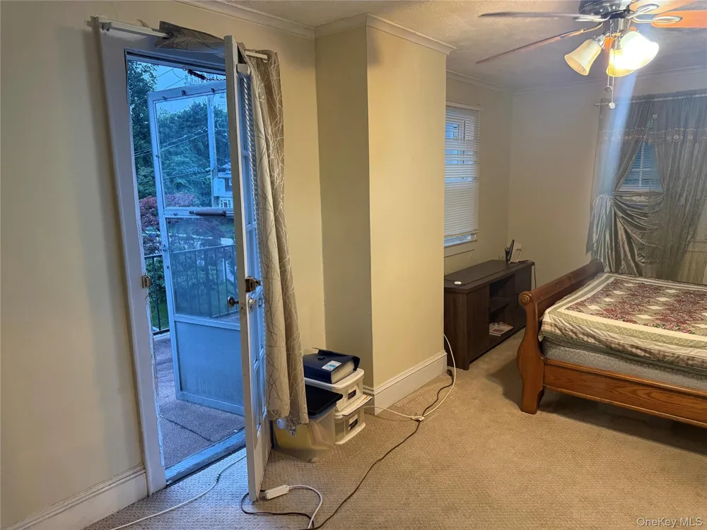 24 Washington Avenue Amityville, NY 11701