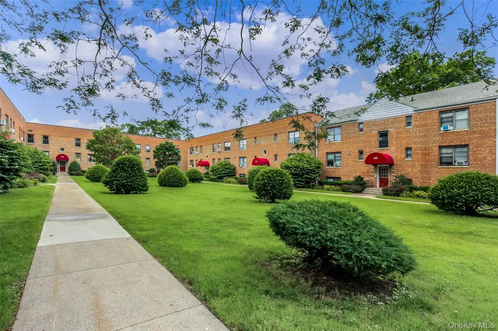 312 Richbell Road #A2 Mamaroneck, NY 10543