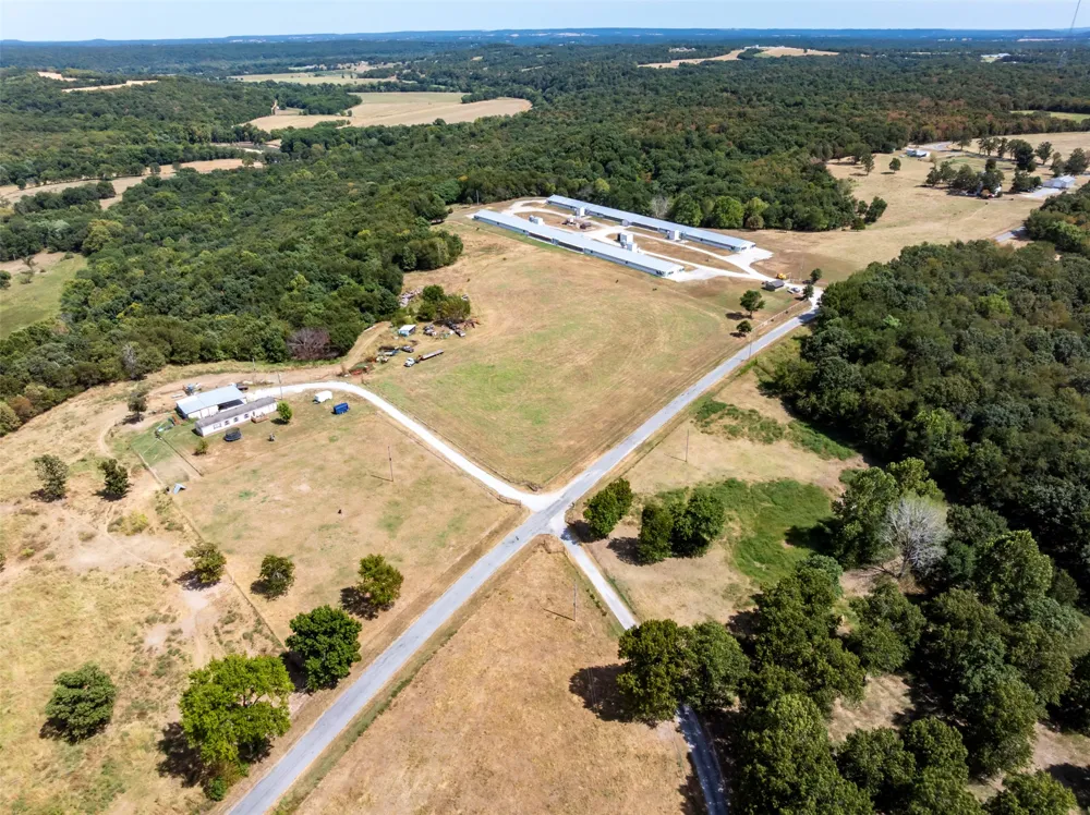 471683 610 ROAD Watts, OK 74964