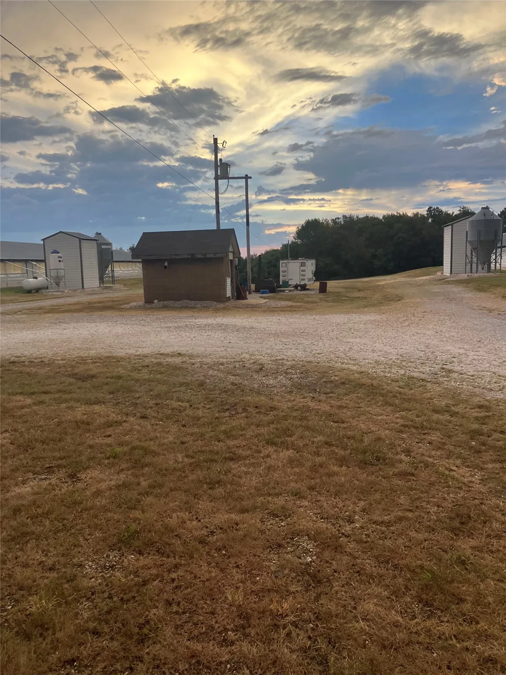 471683 610 ROAD Watts, OK 74964
