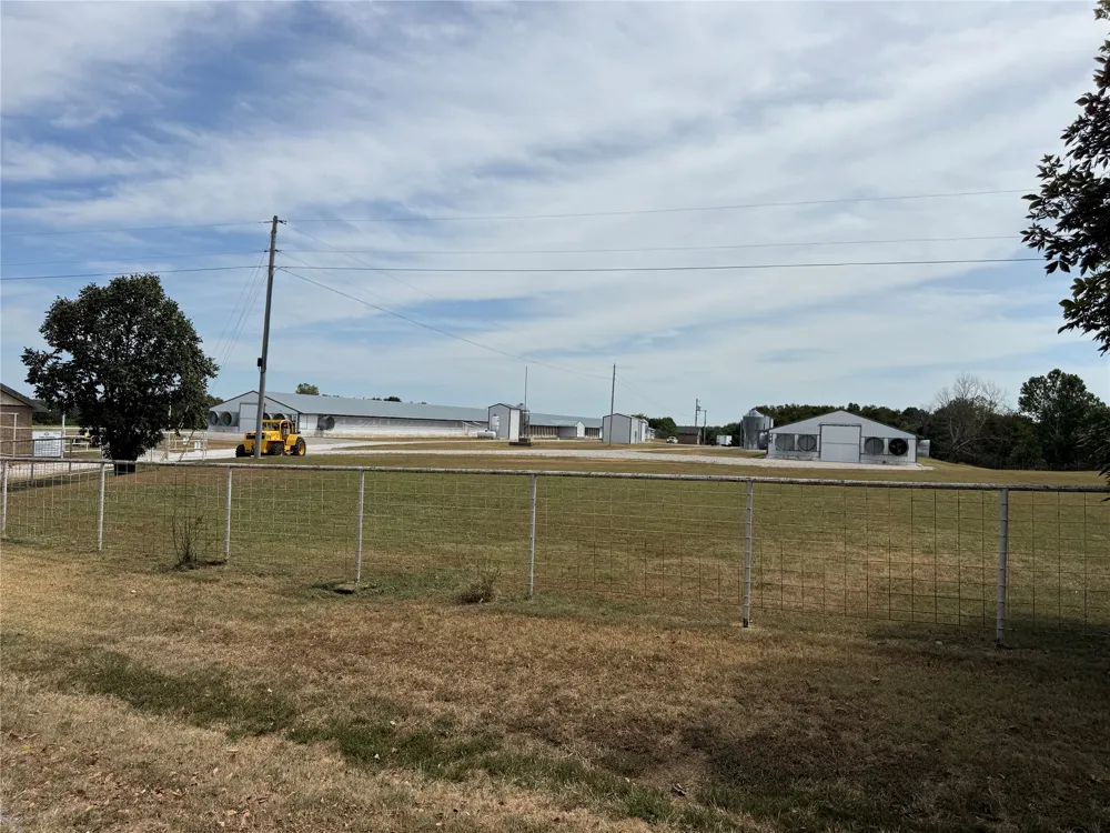 471683 610 ROAD Watts, OK 74964