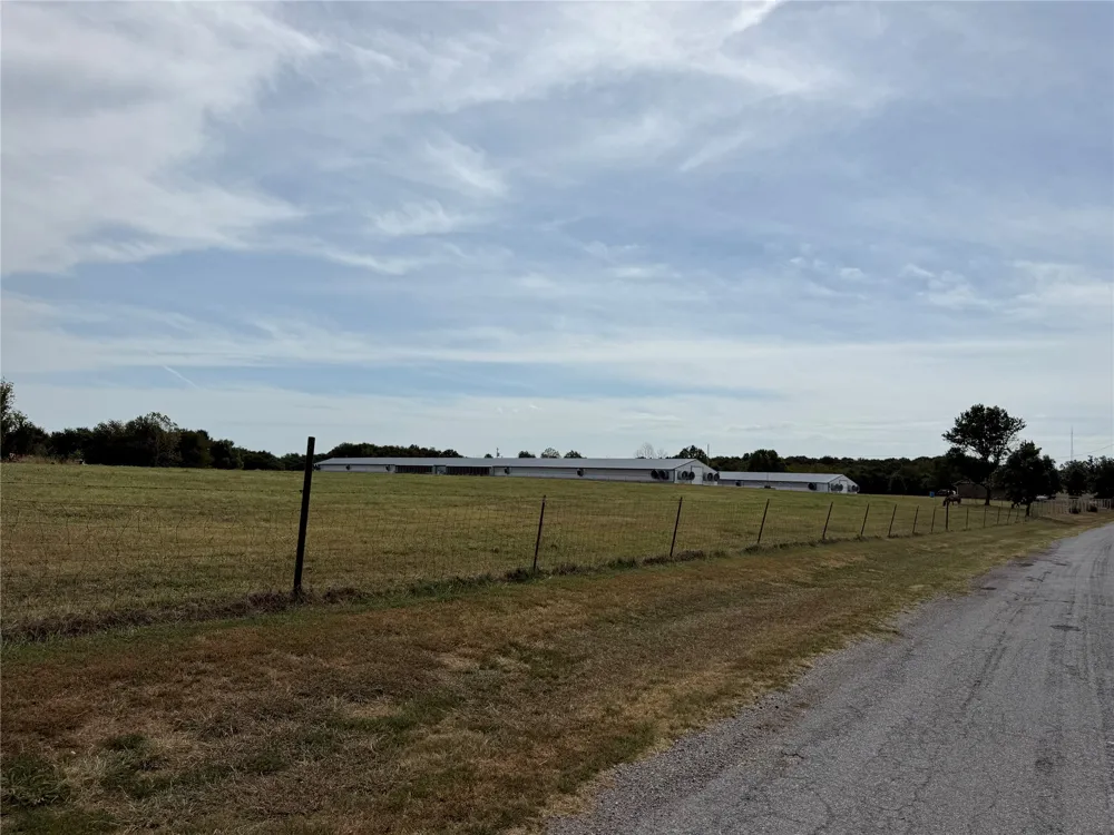 471683 610 ROAD Watts, OK 74964