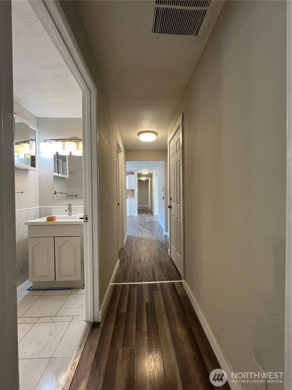 3302 20th Street SE Auburn, WA 98092