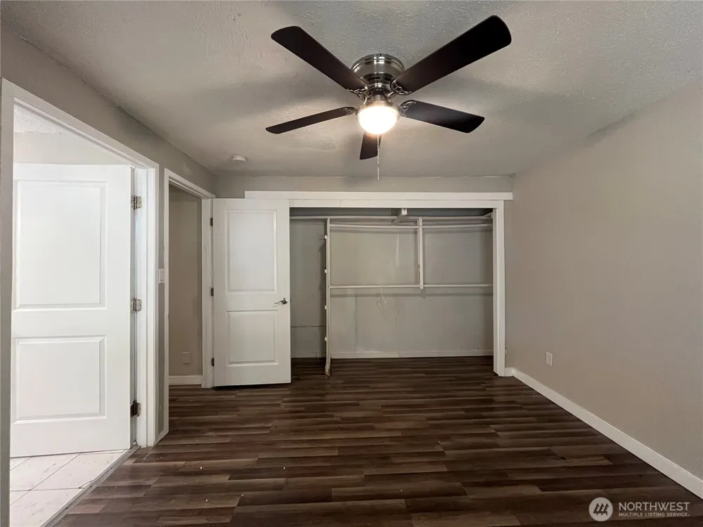 3302 20th Street SE Auburn, WA 98092