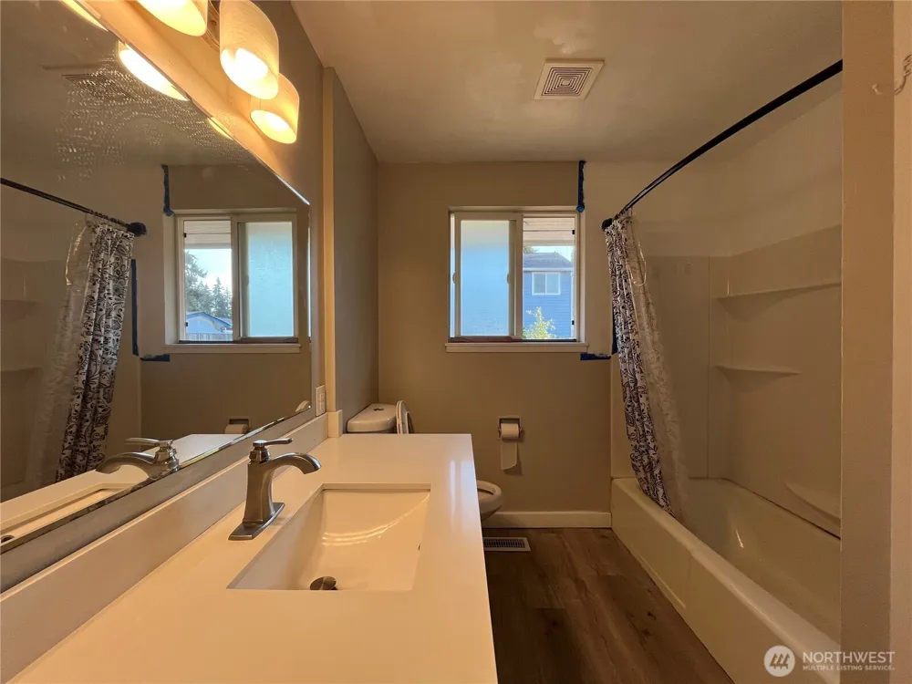 3302 20th Street SE Auburn, WA 98092