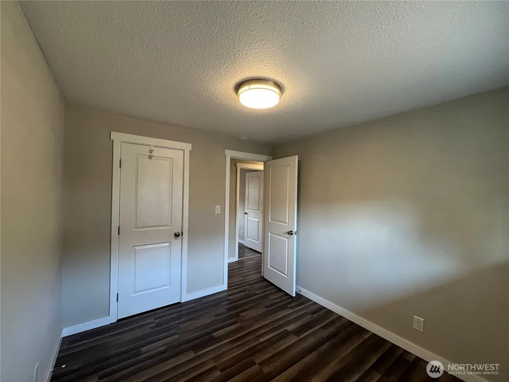 3302 20th Street SE Auburn, WA 98092
