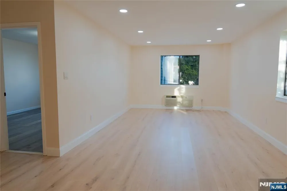 3900 Liberty Avenue 1A North Bergen, NJ 07047
