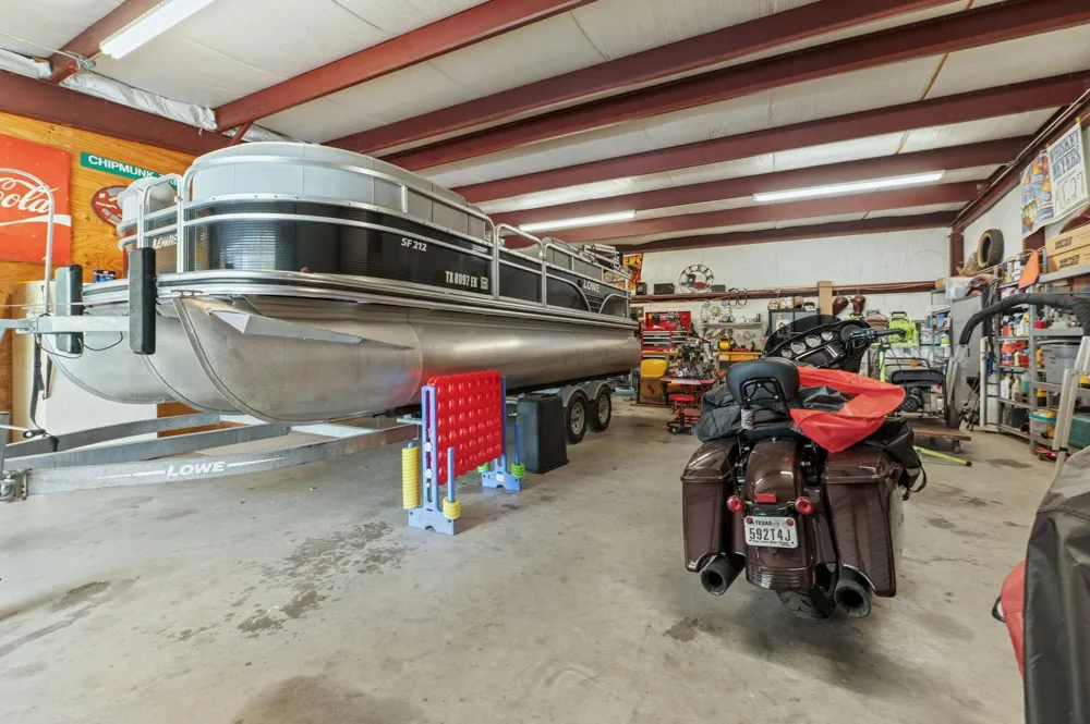 203 Chipmunk Trail Shepherd, TX 77371