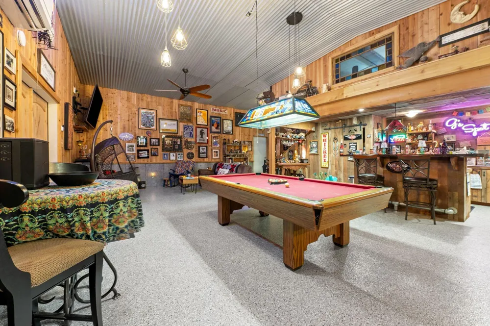 203 Chipmunk Trail Shepherd, TX 77371