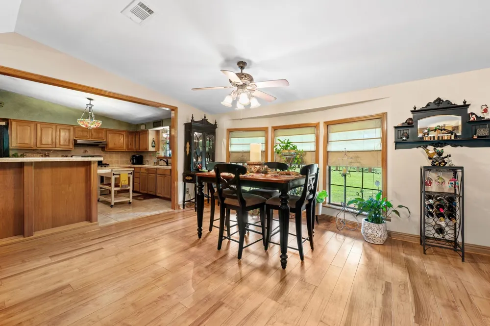 203 Chipmunk Trail Shepherd, TX 77371