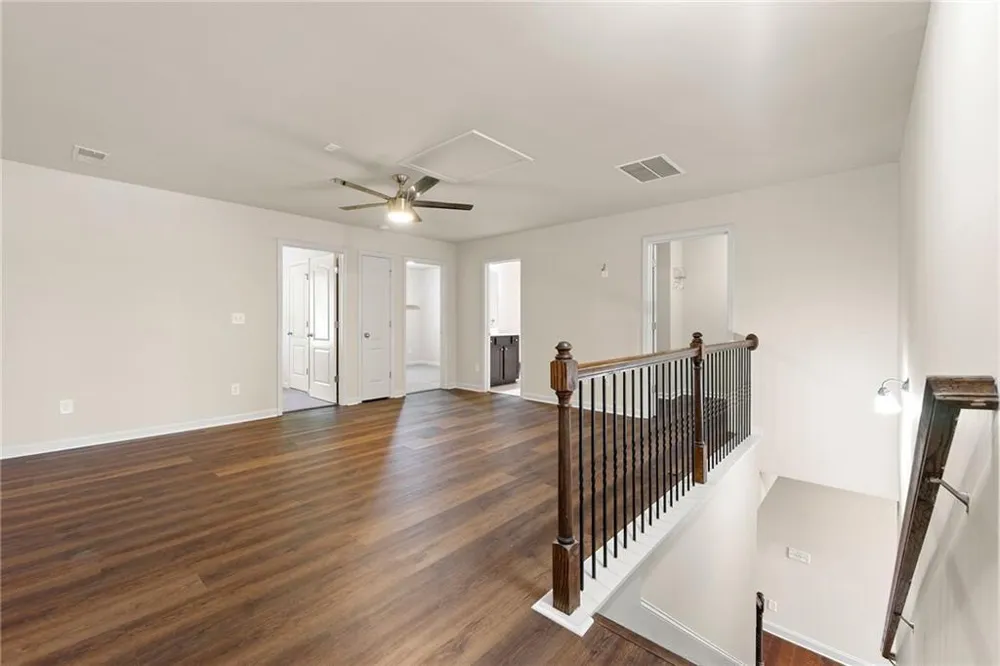 2462 Whiteoak Run SE #18 Smyrna, GA 30080