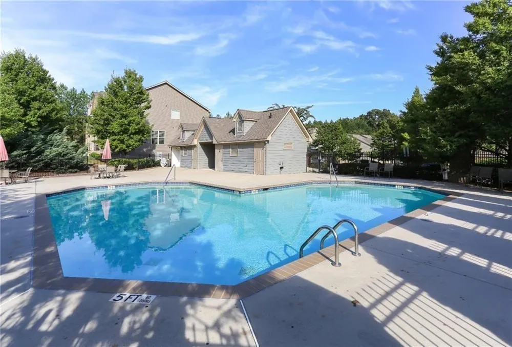 2462 Whiteoak Run SE #18 Smyrna, GA 30080