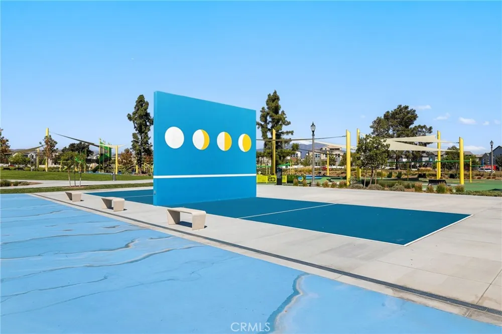 171 Junco Irvine, CA 92618