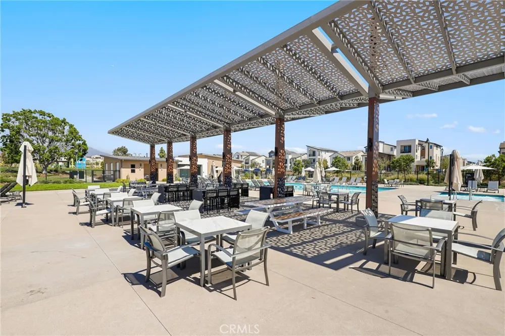 171 Junco Irvine, CA 92618