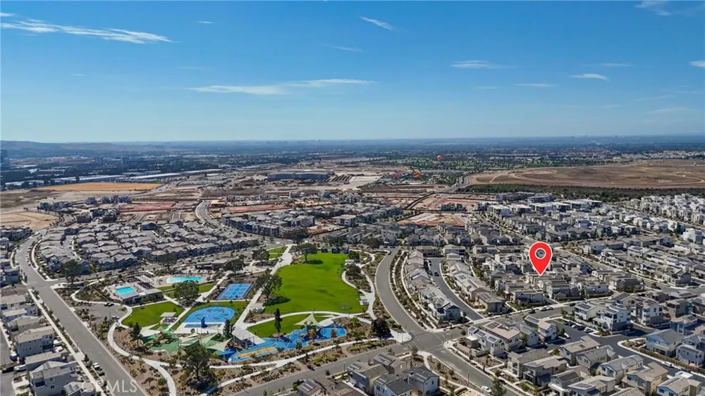 171 Junco Irvine, CA 92618