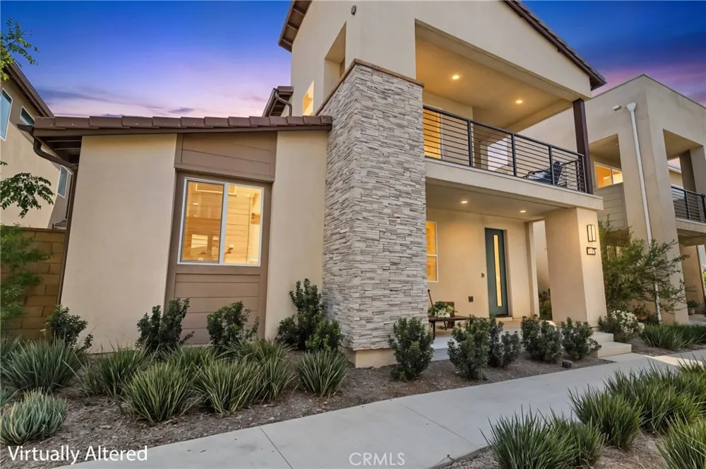 171 Junco Irvine, CA 92618