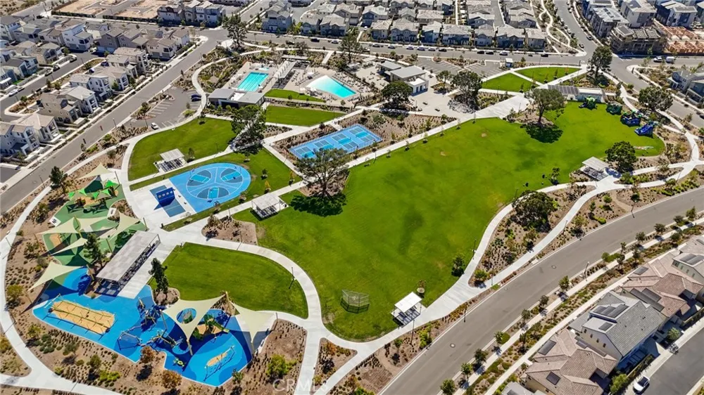 171 Junco Irvine, CA 92618
