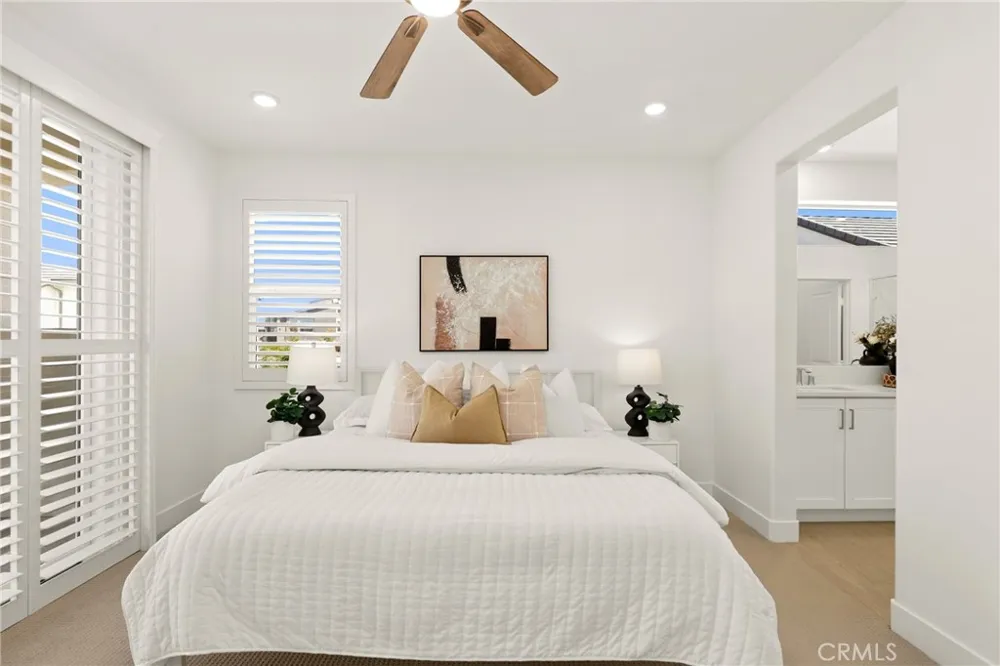 171 Junco Irvine, CA 92618