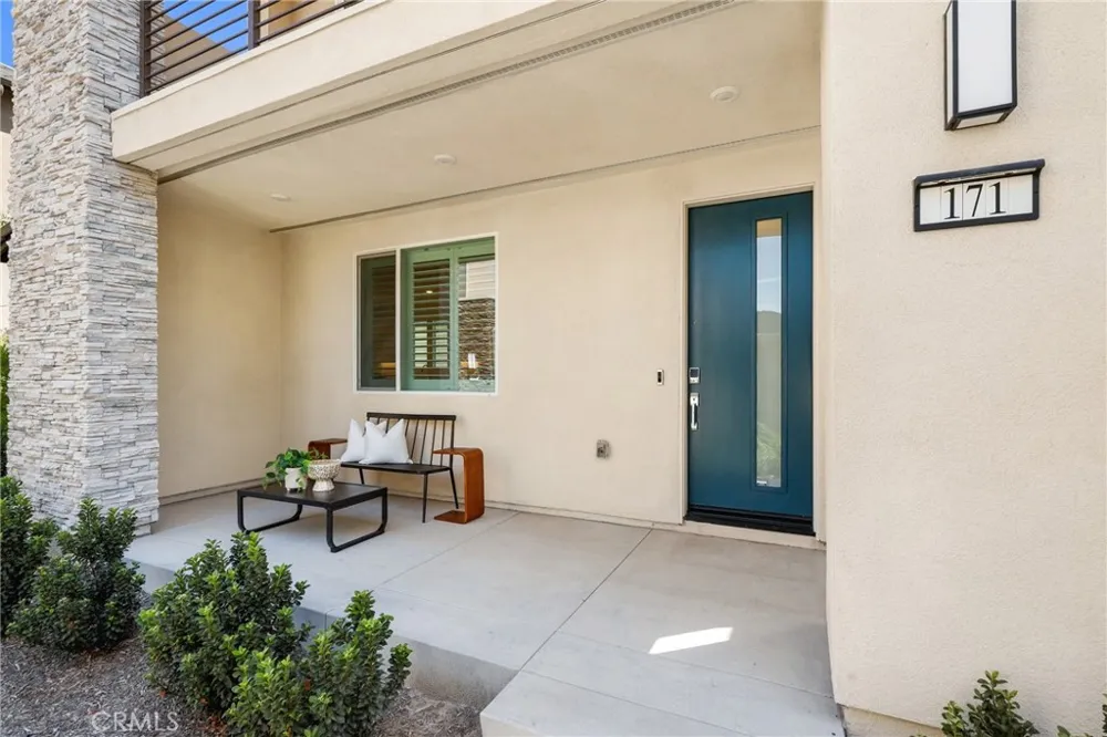 171 Junco Irvine, CA 92618