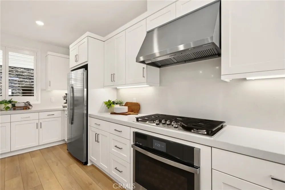 171 Junco Irvine, CA 92618