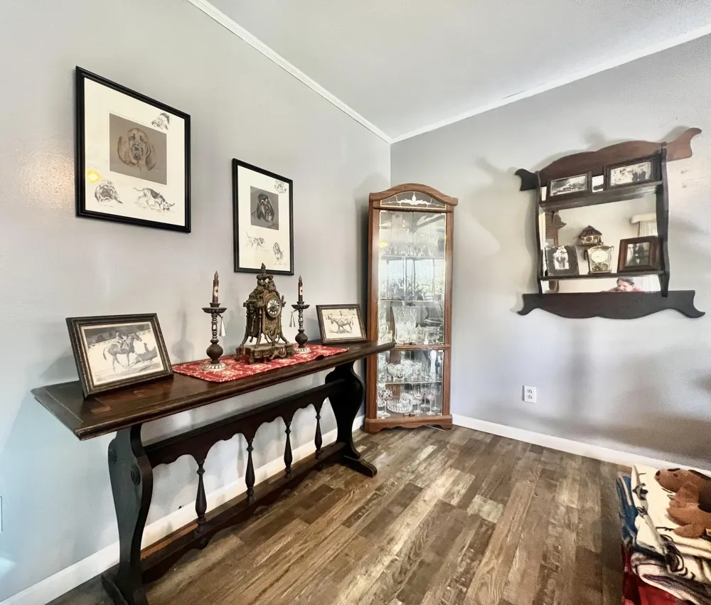 3979 W Bacon Road Hillsdale, MI 49242
