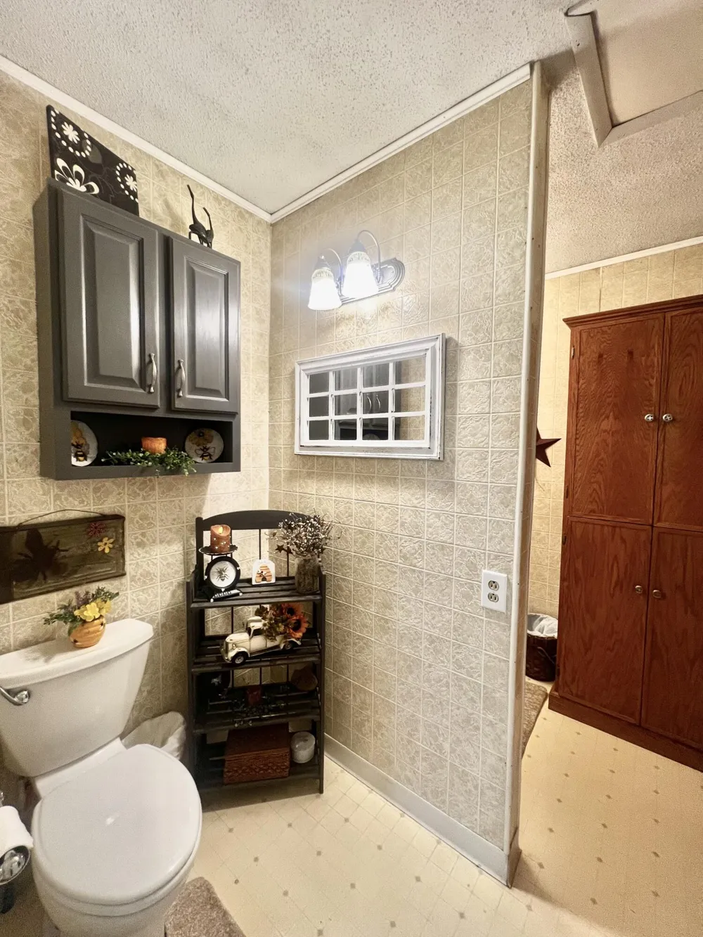 3979 W Bacon Road Hillsdale, MI 49242