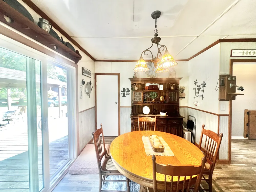 3979 W Bacon Road Hillsdale, MI 49242