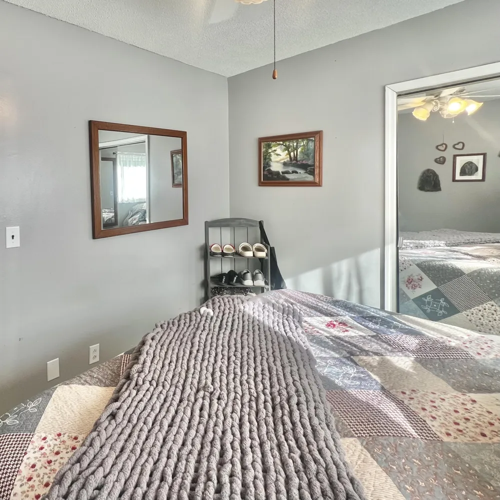 3979 W Bacon Road Hillsdale, MI 49242