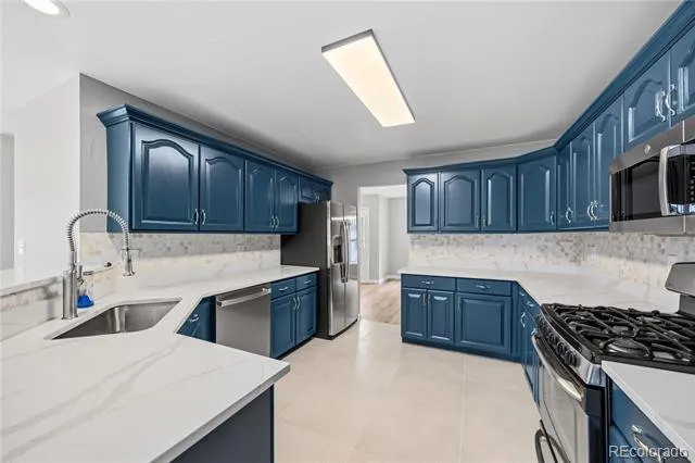 8898 Cactus Flower Way Littleton, CO 80126
