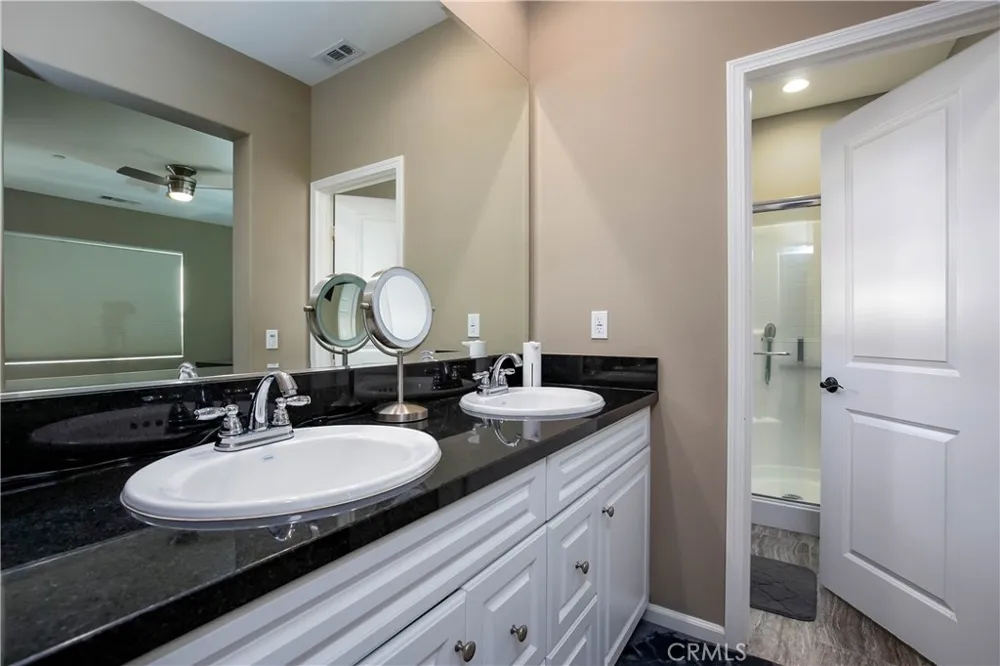 21716 Propello Saugus, CA 91350