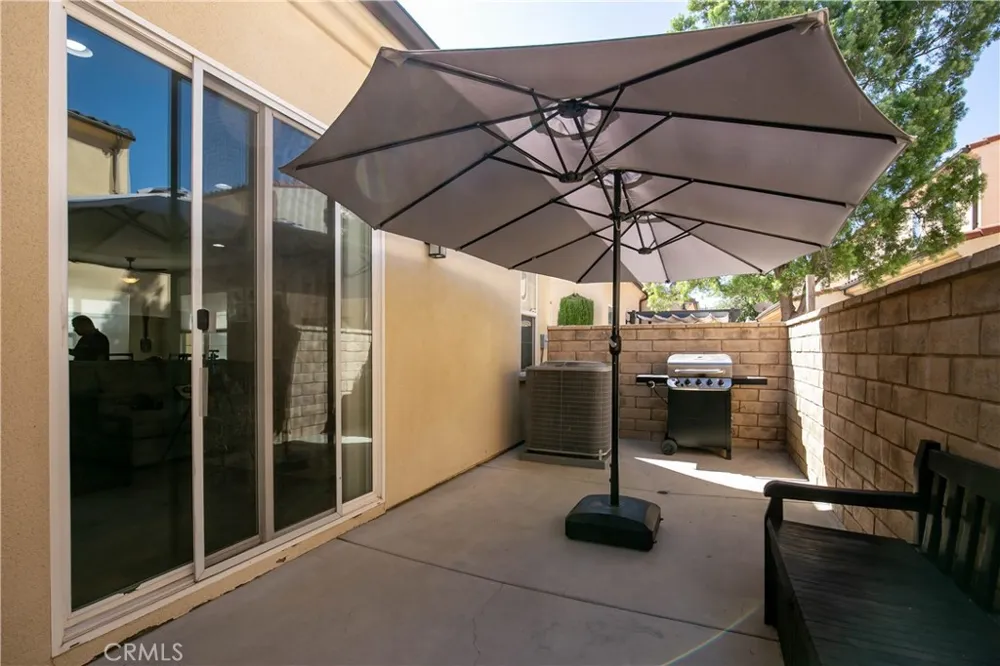 21716 Propello Saugus, CA 91350