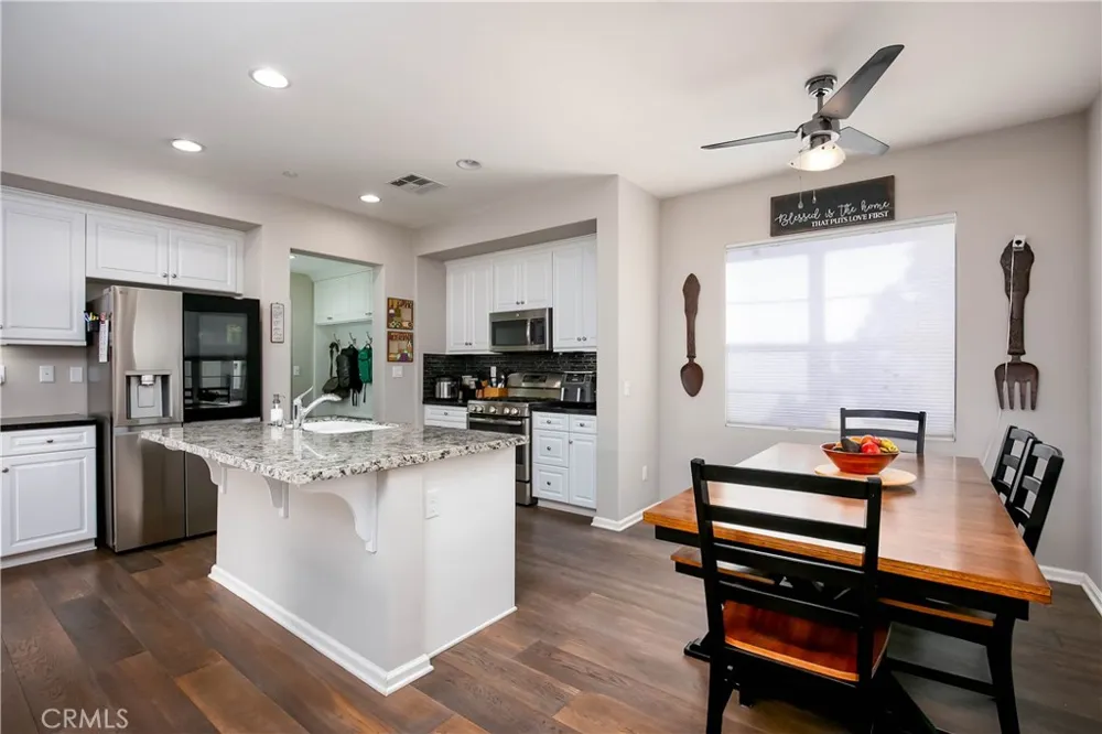 21716 Propello Saugus, CA 91350