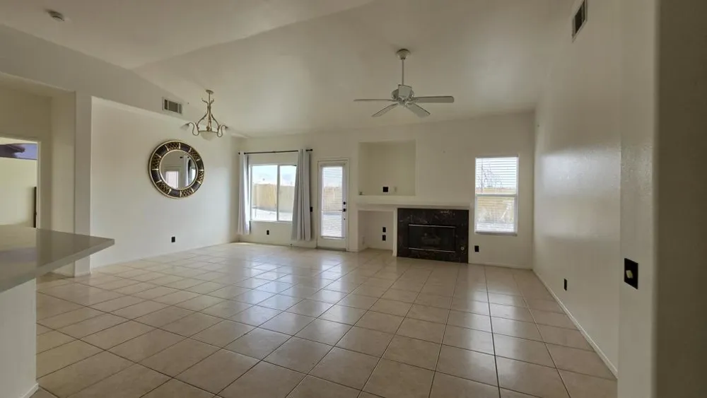 31240 ViA Ventana Thousand Palms, CA 92276