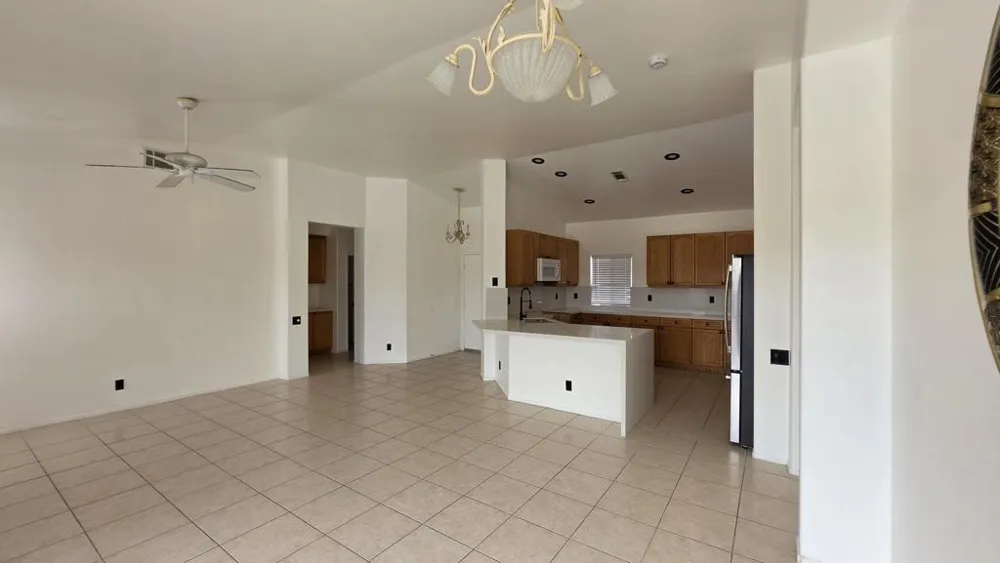 31240 ViA Ventana Thousand Palms, CA 92276