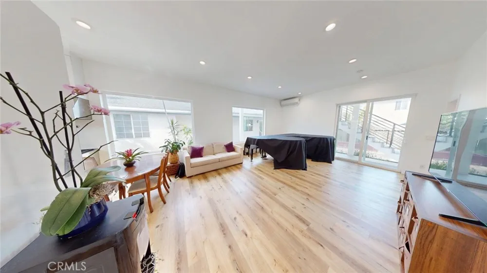 12930 Gilmore Avenue Los Angeles, CA 90066