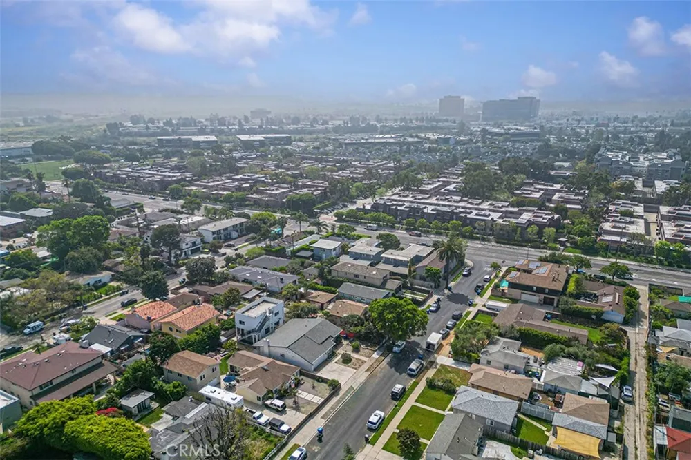 12930 Gilmore Avenue Los Angeles, CA 90066