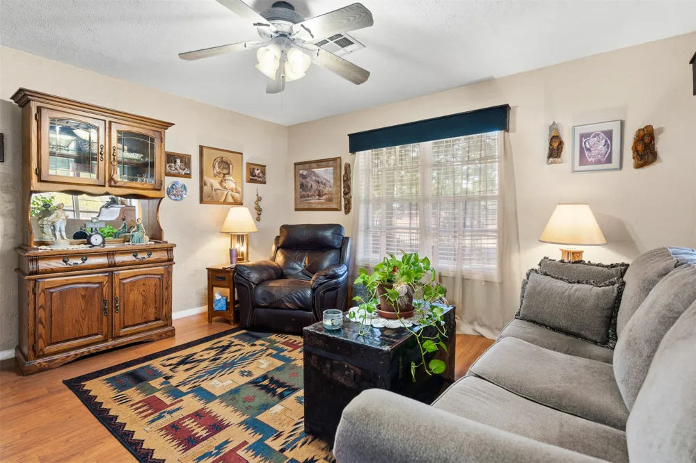 401 S 10th Street Comanche, OK 73529
