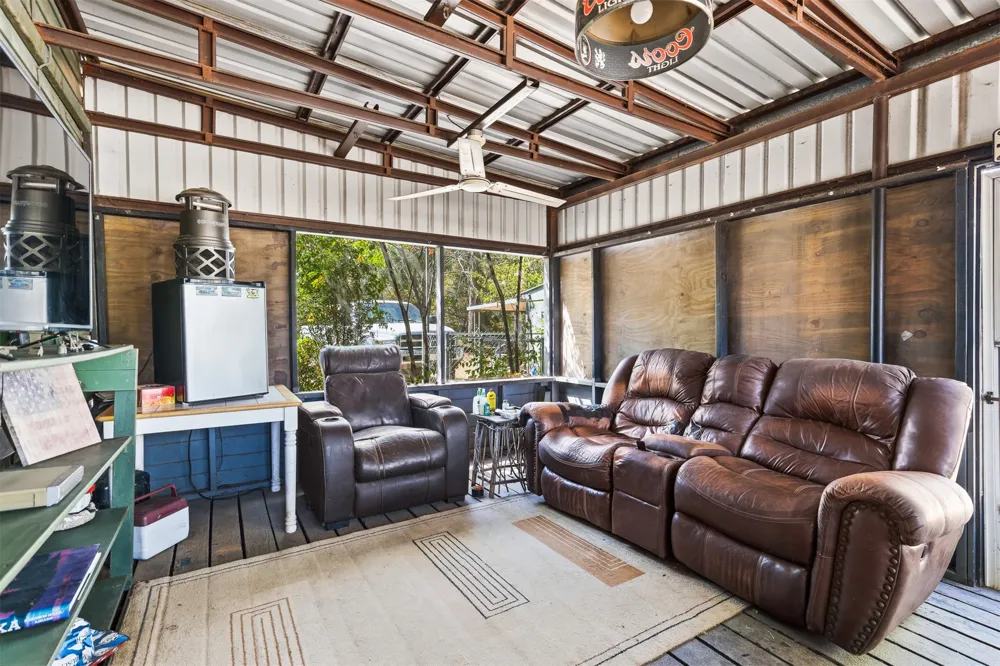 401 S 10th Street Comanche, OK 73529