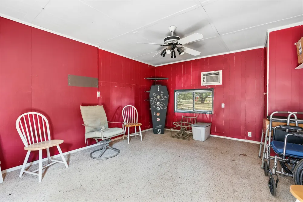 401 S 10th Street Comanche, OK 73529