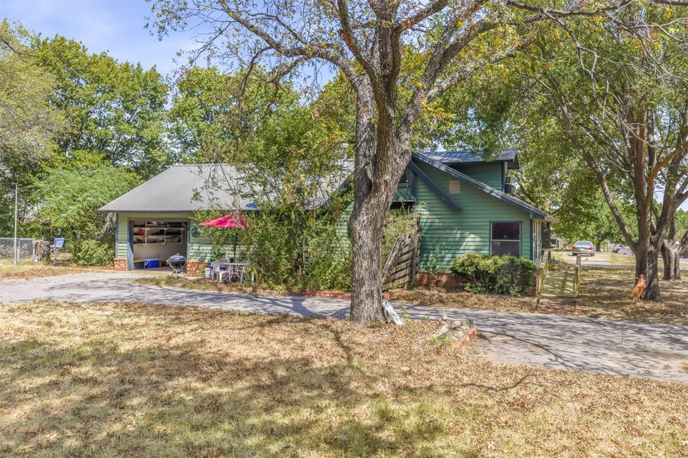 401 S 10th Street Comanche, OK 73529