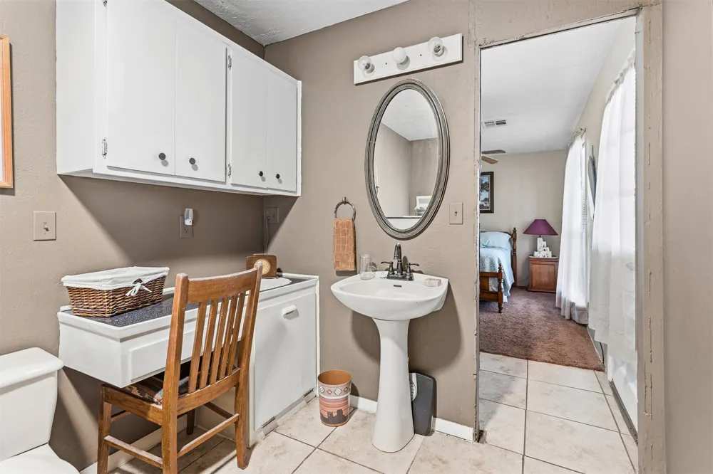 401 S 10th Street Comanche, OK 73529