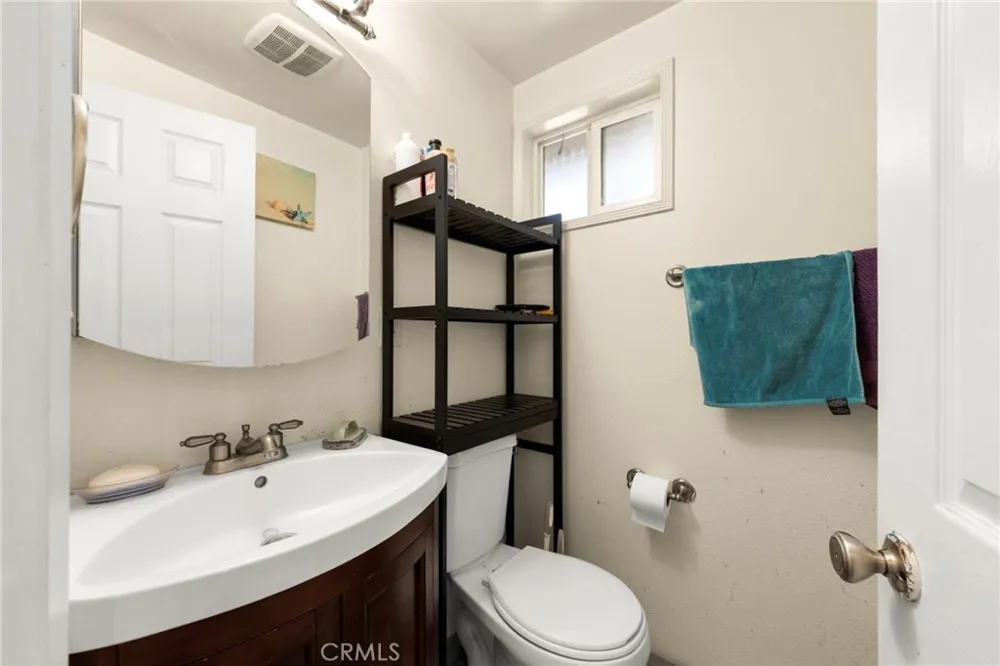 1038 E Walnut Creek Parkway West Covina, CA 91790