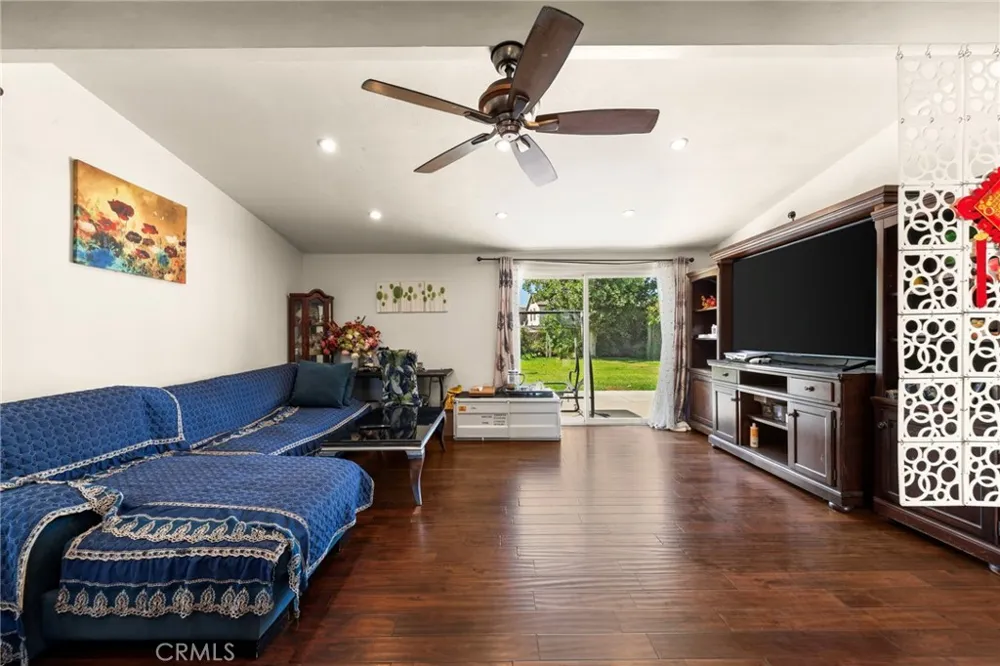 1038 E Walnut Creek Parkway West Covina, CA 91790