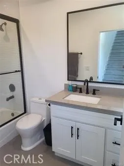 5948 CANTALOUPE STREET Valley Glen, CA 91401