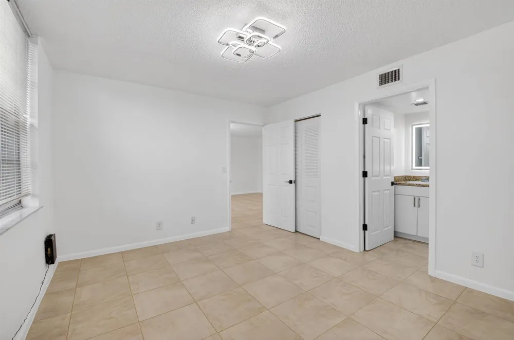 10 Willowbrook Lane #207 Delray Beach, FL 33446