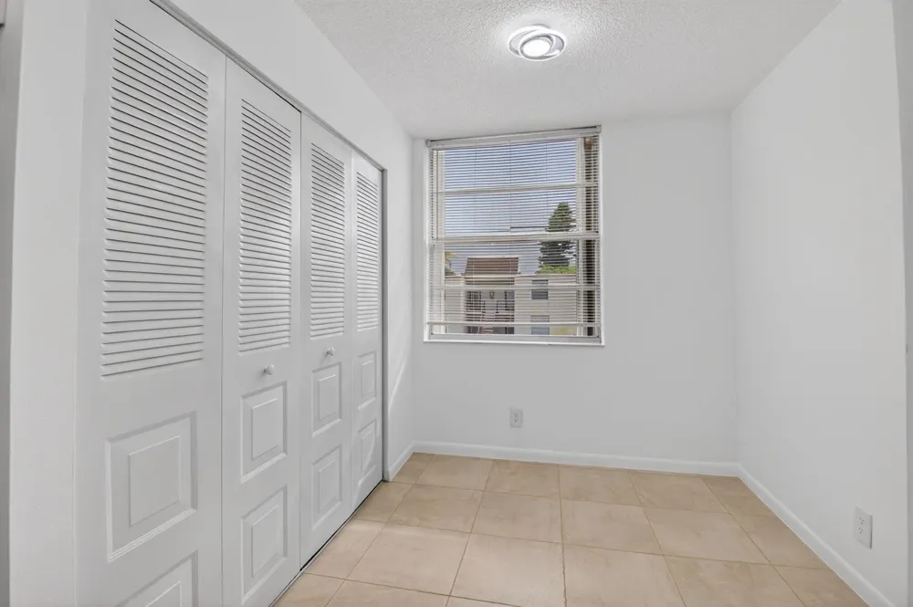 10 Willowbrook Lane #207 Delray Beach, FL 33446