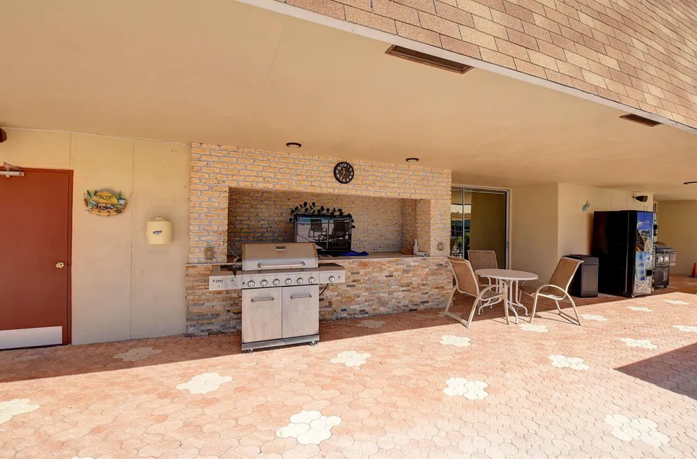 10 Willowbrook Lane #207 Delray Beach, FL 33446