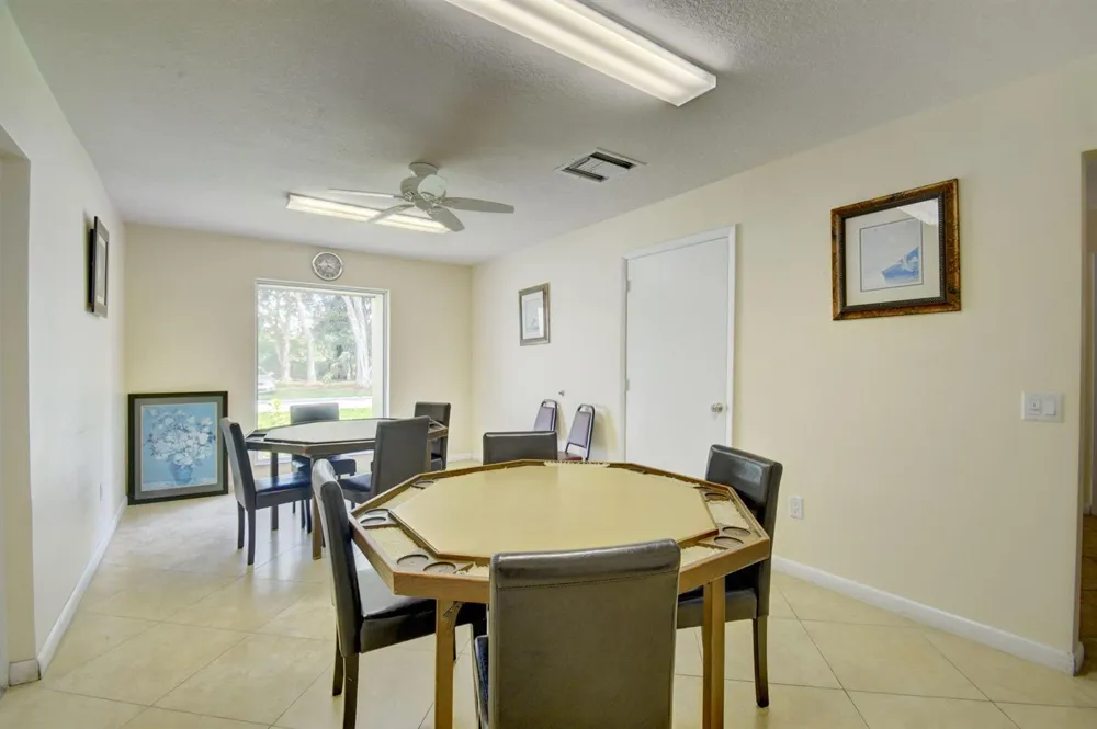 10 Willowbrook Lane #207 Delray Beach, FL 33446
