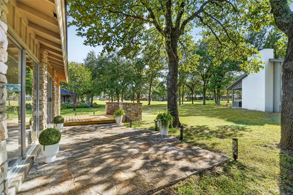 3902 Laramie Drive Granbury, TX 76049