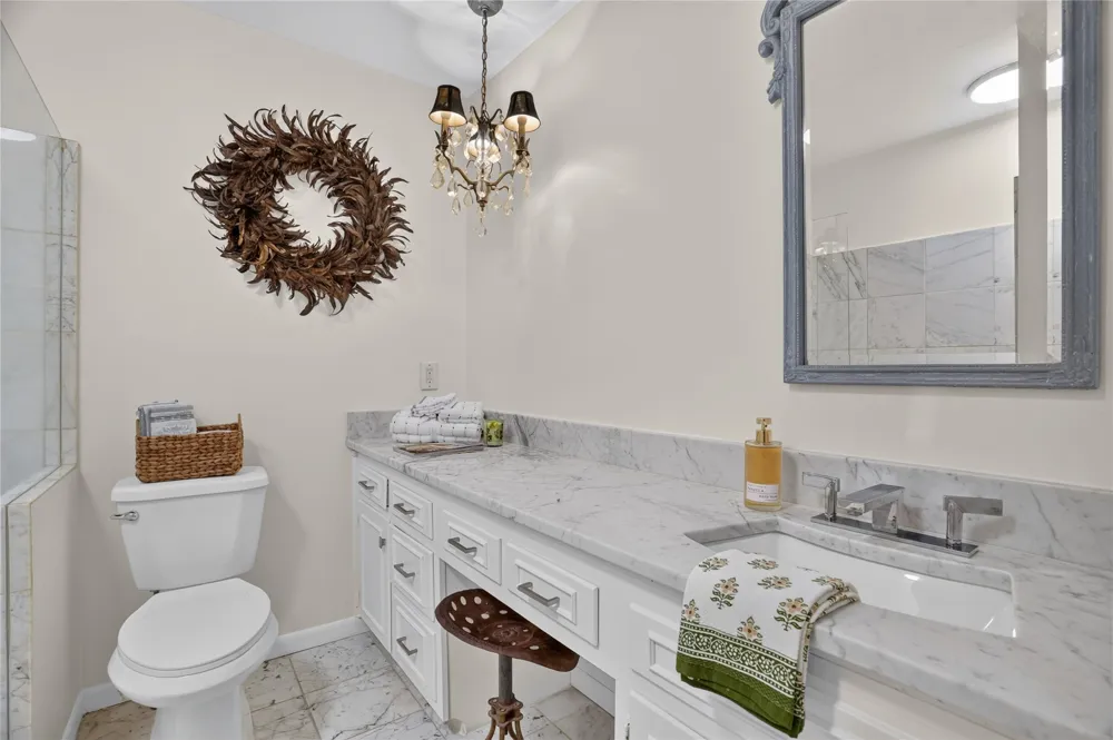 3902 Laramie Drive Granbury, TX 76049